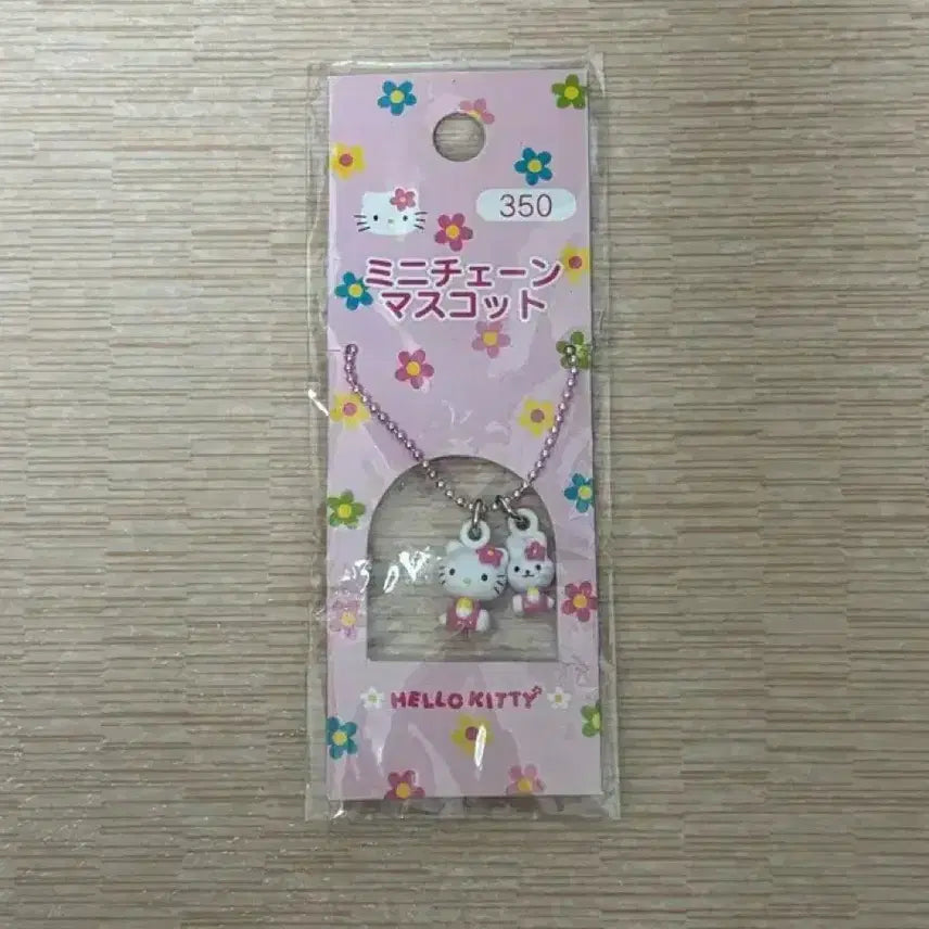[BUNJANG] Sanrio Hello Kitty Classic Retro Heisei Keyring / (오늘만)산리오 고전 레트로 헤이세이 카오하나 헬로키티 키티 캐시 스트랩 키링
