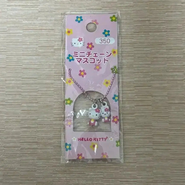 [BUNJANG] Sanrio Hello Kitty Classic Retro Heisei Keyring / (오늘만)산리오 고전 레트로 헤이세이 카오하나 헬로키티 키티 캐시 스트랩 키링
