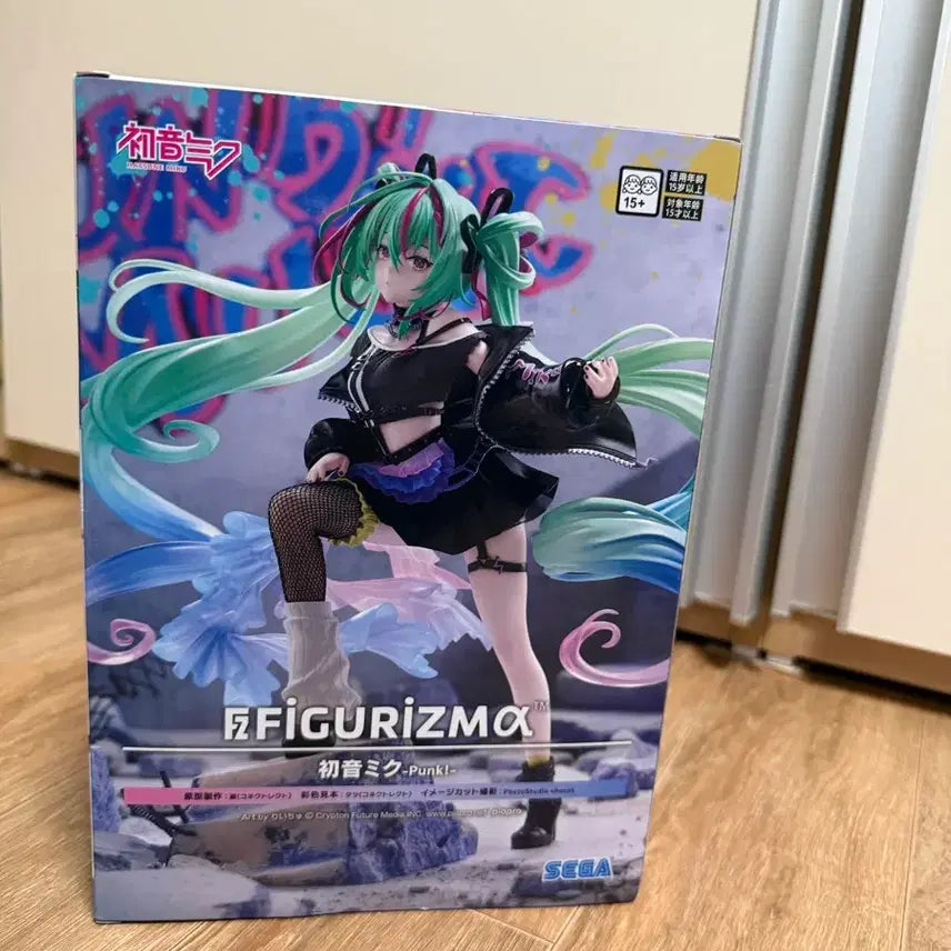 [BUNJANG] Hatsune Miku Punk Miku Figure (Sealed) / 미개봉 정품) 하츠네 미쿠 펑크 미쿠 피규어