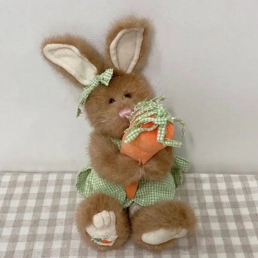 [BUNJANG] Boyds Bears Vintage Brown Rabbit Carrot Plush / 보이즈베어 빈티지인형 갈색 당근 토끼