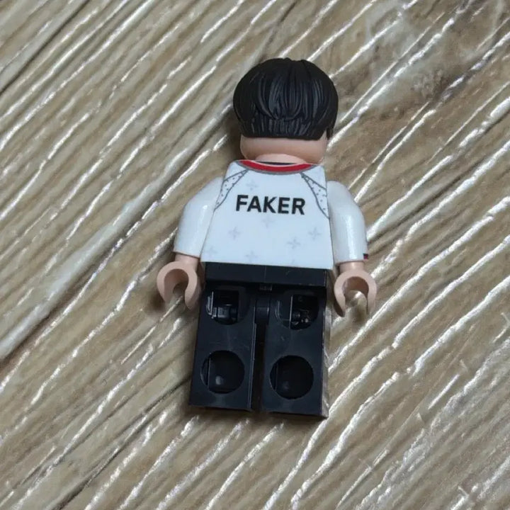 [BUNJANG] T1 2025 Home Ground VIP Package Faker Mini LEGO Figure / 2025 티원 홈그라운드 VIP 패키지 미니 레고 피규어 페이커faker
