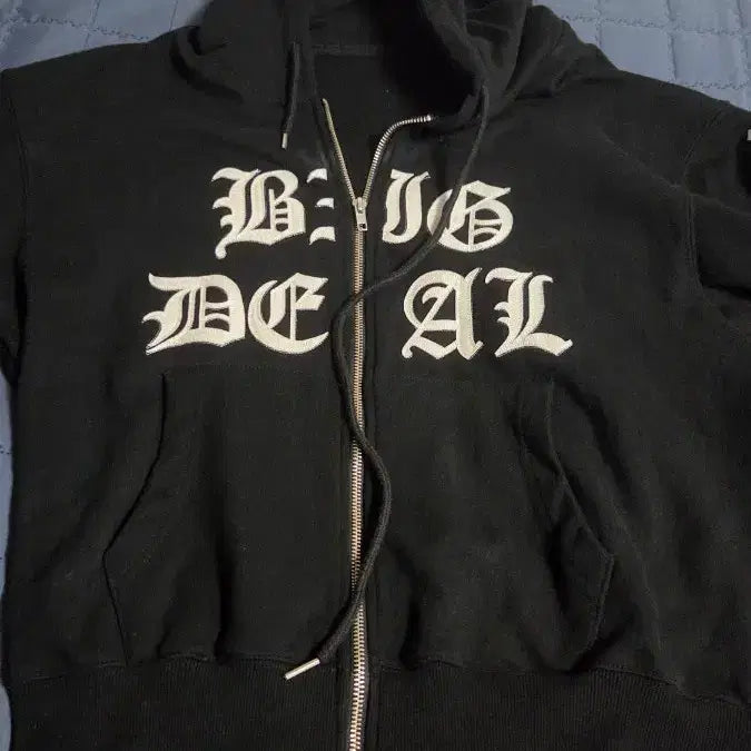 [BUNJANG] Big Deal Appliqué Zip-Up Hoodie / 빅딜 아플리케 후드집업