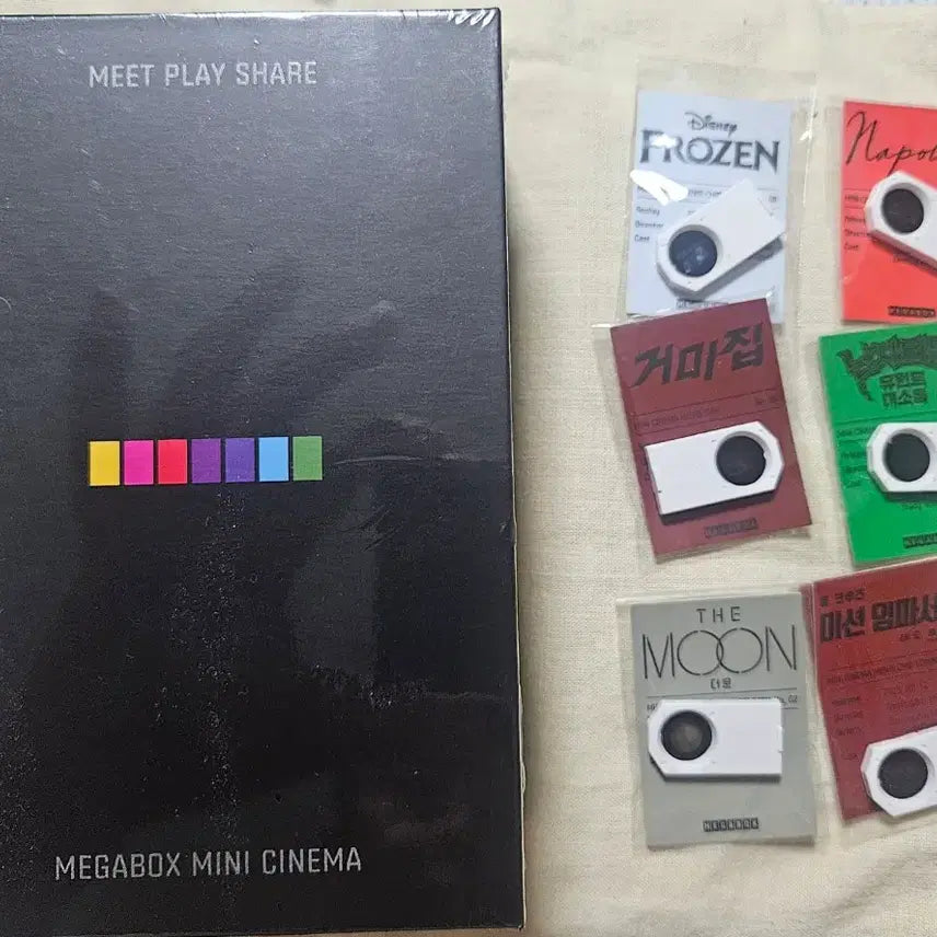 [BUNJANG] Sealed Megabox Mini Cinema Rare Collectible / 미개봉)메가박스 미니시네마 + 무비칩6개 세트