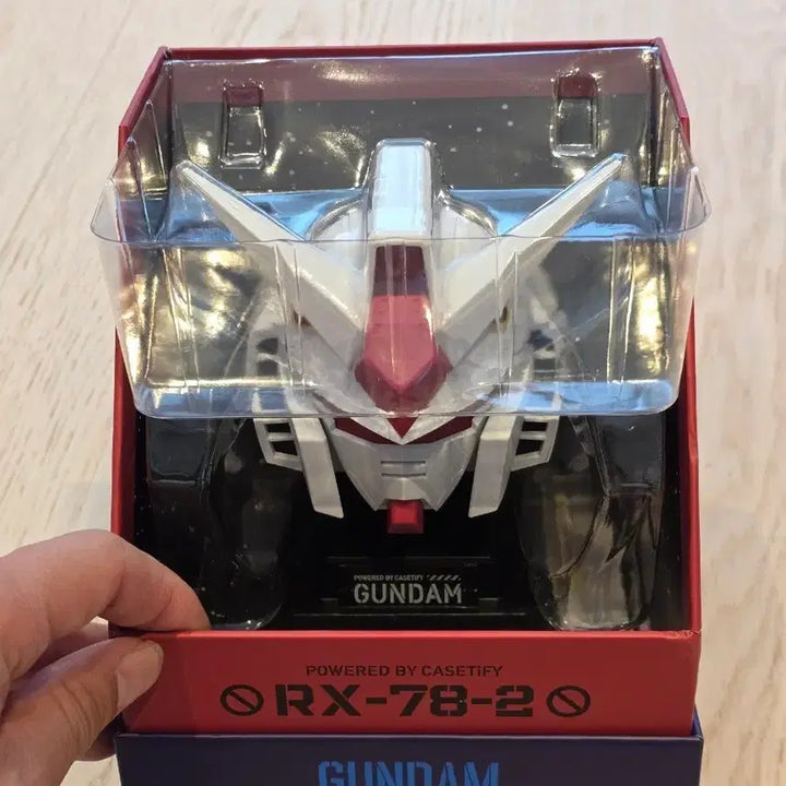 [BUNJANG] Casetify Gundam RX-78-2 Collab AirPods Pro 2 Case with Display Base / [신품] 케이스티파이 건담 RX-78-2 콜라보 에어팟 케이스 한정판