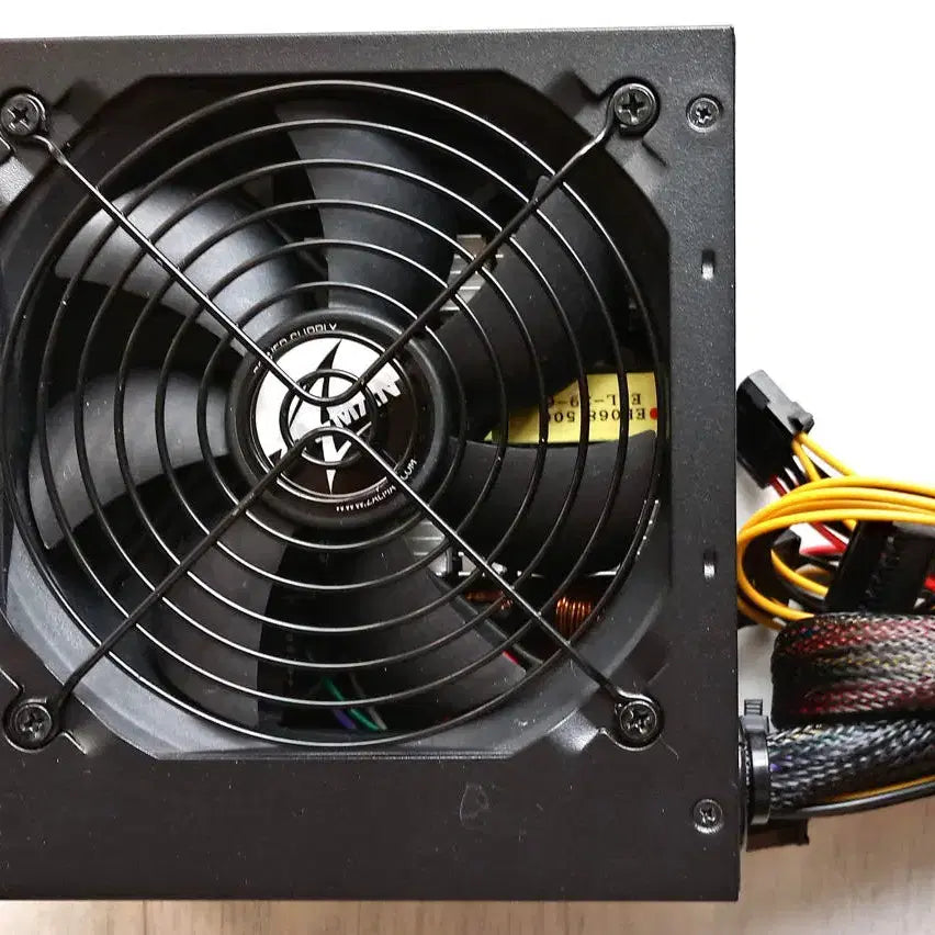 [BUNJANG] ZALMAN ZM600-XE II 600W 80 PLUS Bronze Power Supply Unit / ZM600-XE II 600W 83PLUS ZALMAN 파워서플라이
