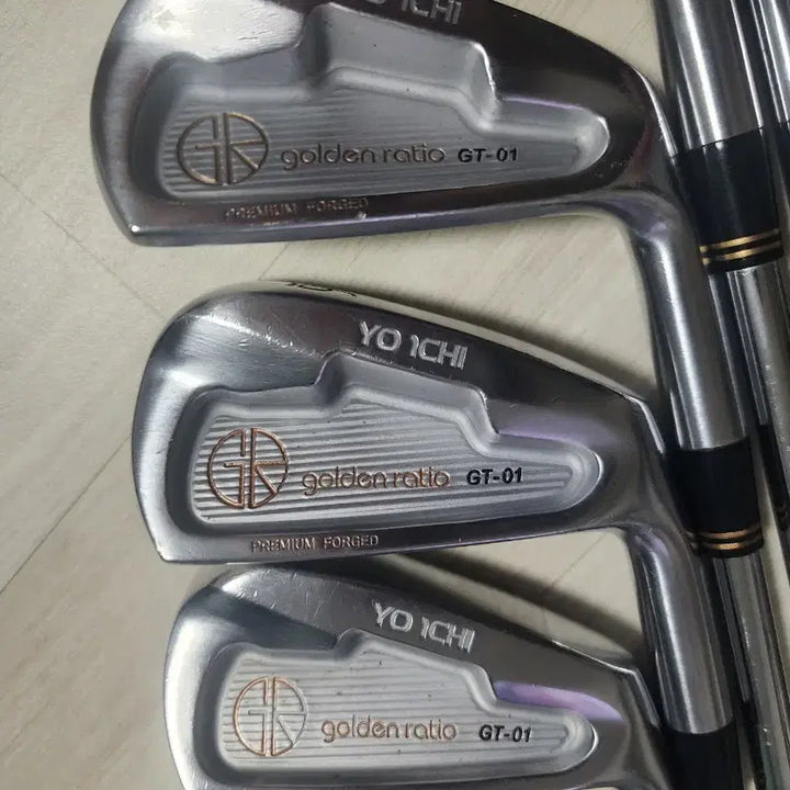 [BUNJANG] Yoichi Golden Ratio GT-01 Iron Set with True Temper Dynamic Gold R400 Steel Shaft / 요이치 골든레이쇼 GT-01 아이언 세트. R400스틸샤프트