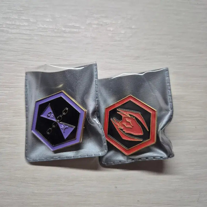 [BUNJANG] Leeseo &amp; Rei Bundle Set Badge / 일괄) 리레볼루션 뱃지 판매