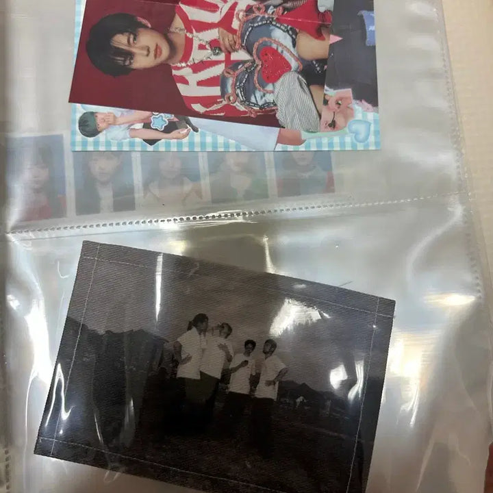 [BUNJANG] K-Pop Idol Photocards, Album Inclusions, Brooch / 아이돌 포토카드 앨범 구성품