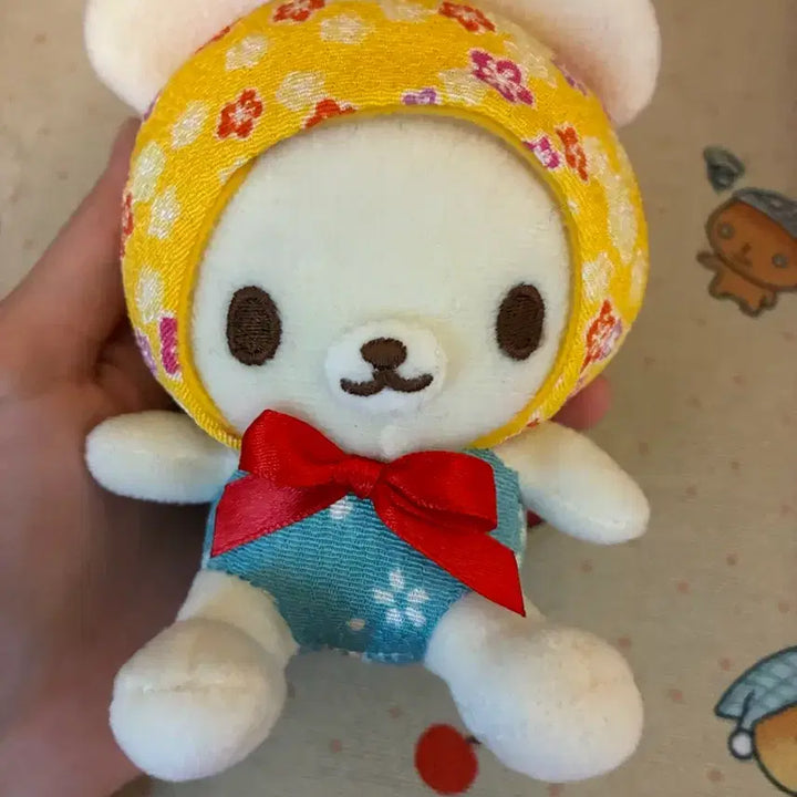 [BUNJANG] Amuse Usakizukin Bear Plush Keychain / 어뮤즈 우사즈킨 곰돌이 인형 키링