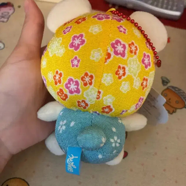 [BUNJANG] Amuse Usakizukin Bear Plush Keychain / 어뮤즈 우사즈킨 곰돌이 인형 키링