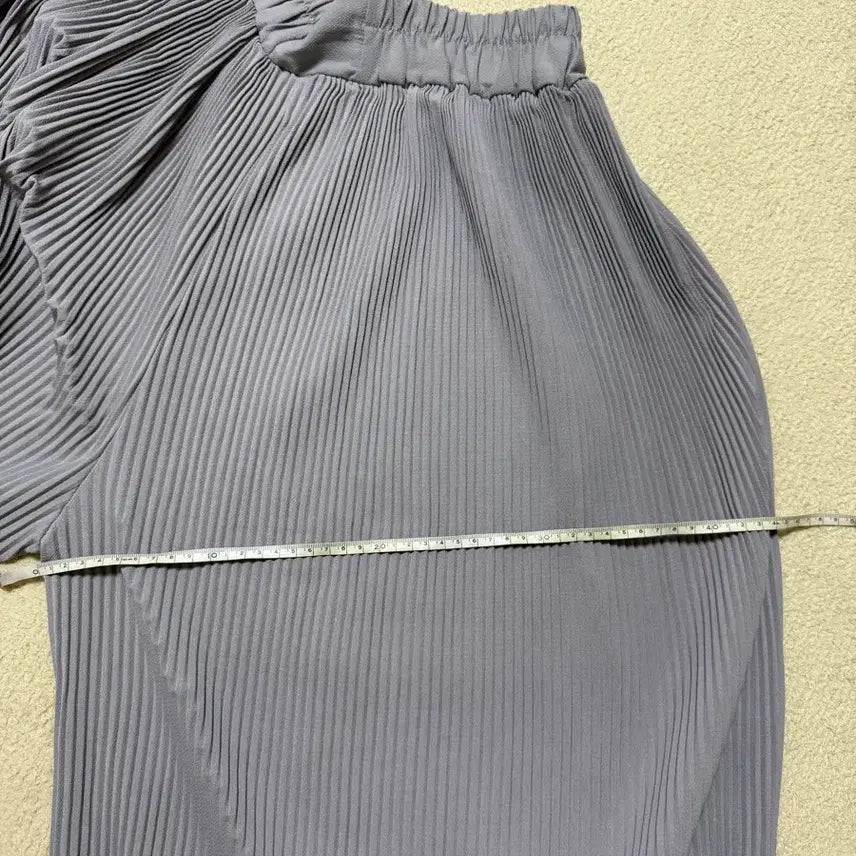 [BUNJANG] Grey Pleated Long Pants / 그레이 플리츠 롱팬츠