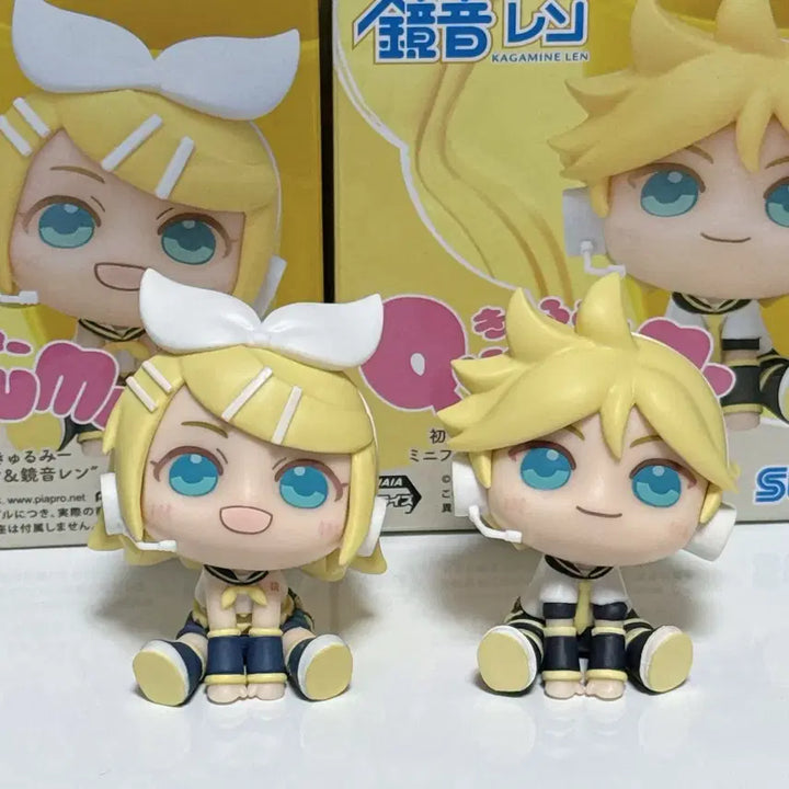 [BUNJANG] Kagamine Rin + Kagamine Len Kurumi Mini Figure / 카가미네 린+카가미네 렌 큐루미 미니 피규어
