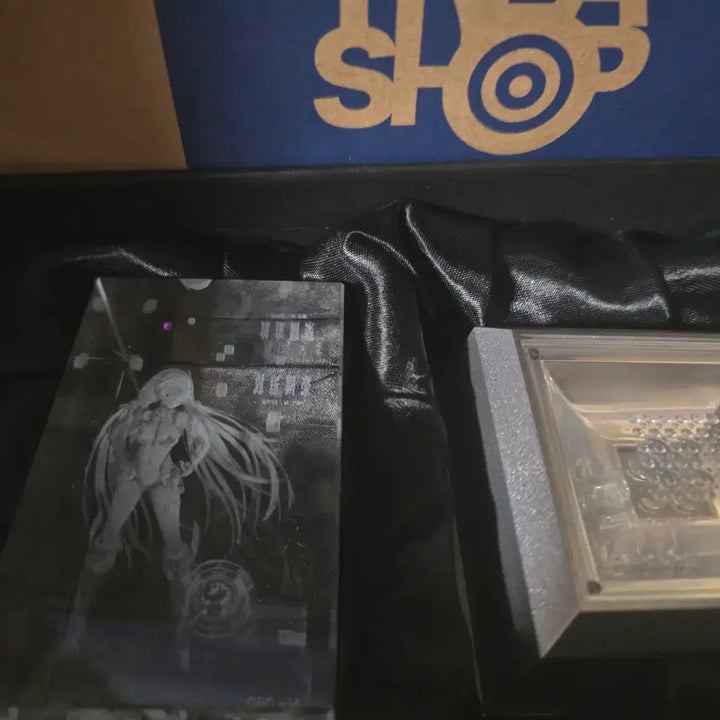 [BUNJANG] Rakuen Tsuiho Angela Balzac Crystal DX Unused / [낙원추방] 안젤라 발자크 크리스탈 DX 미사용품