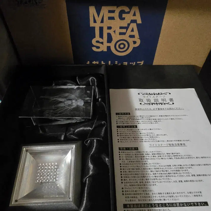 [BUNJANG] Rakuen Tsuiho Angela Balzac Crystal DX Unused / [낙원추방] 안젤라 발자크 크리스탈 DX 미사용품