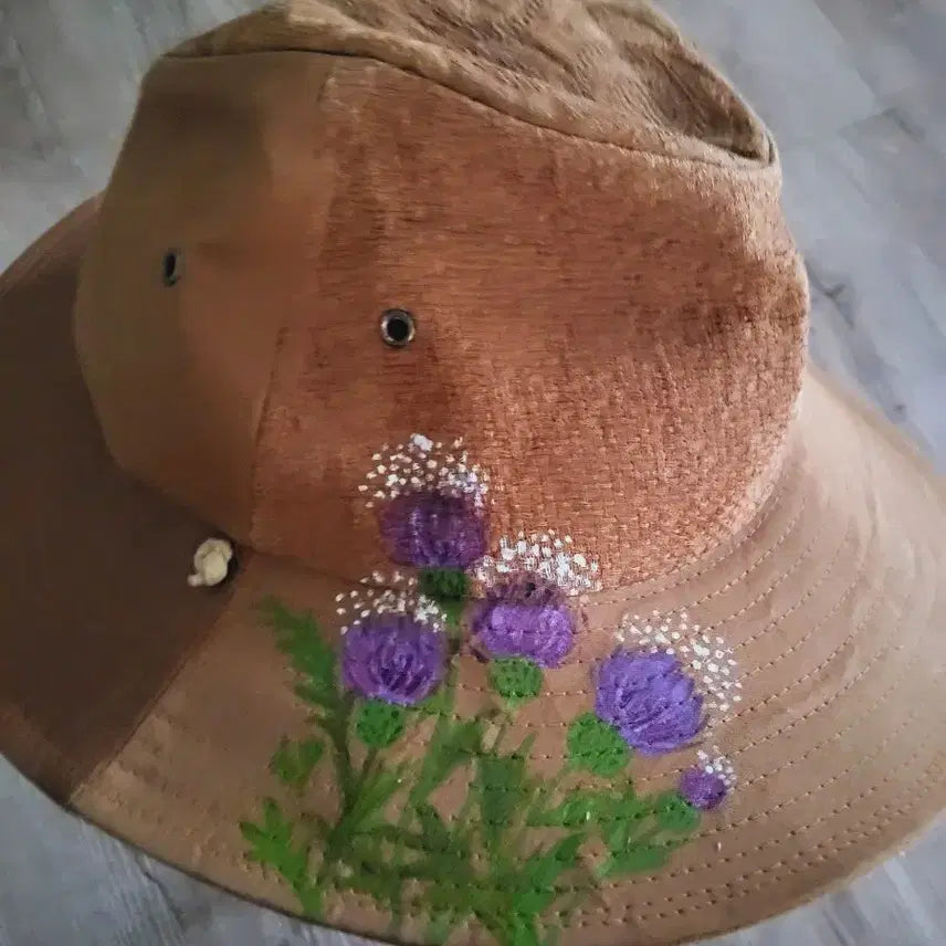 [BUNJANG] Natural Dye Hat with Thistle Illustration / 천연염색 모자 (엉겅퀴 그림)