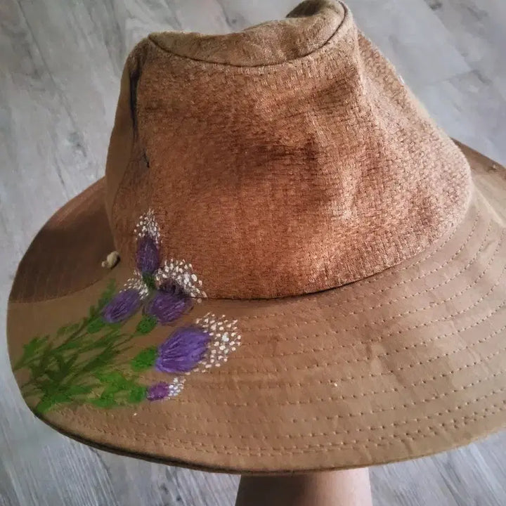 [BUNJANG] Natural Dye Hat with Thistle Illustration / 천연염색 모자 (엉겅퀴 그림)