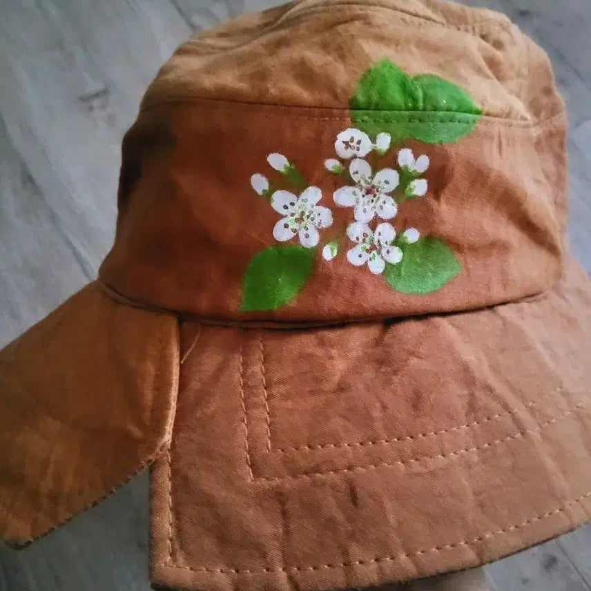 [BUNJANG] Natural Dyed Apple Blossom Bucket Hat / 천연염색 모자