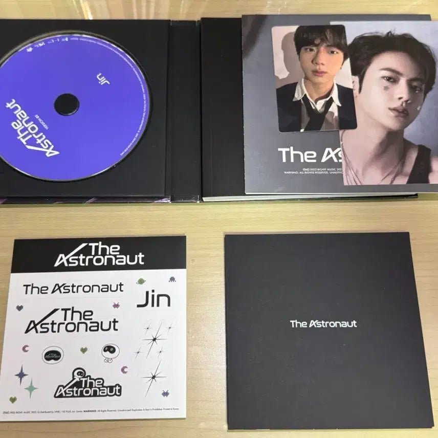 [BUNJANG] BTS Jin The Astronaut Album Photocard / BTS 진 The Astronaut 앨범 포토카드 포함