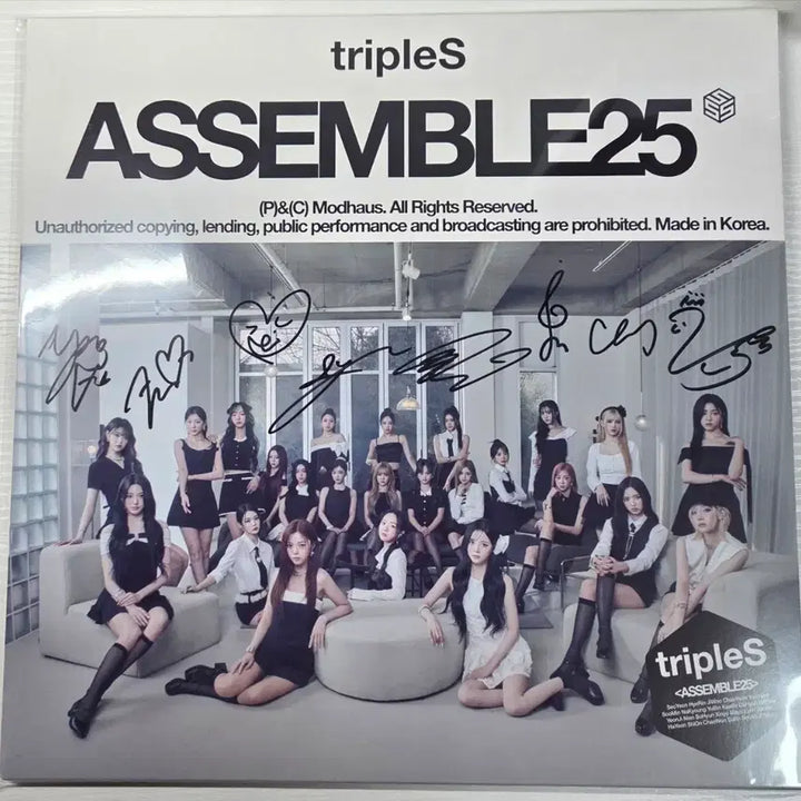 [BUNJANG] tripleS Assemble25 Signed Vinyl LP / 알피LP 싸인 ASSEMBLE25 바이닐 팝니다 트리플에스 tripleS