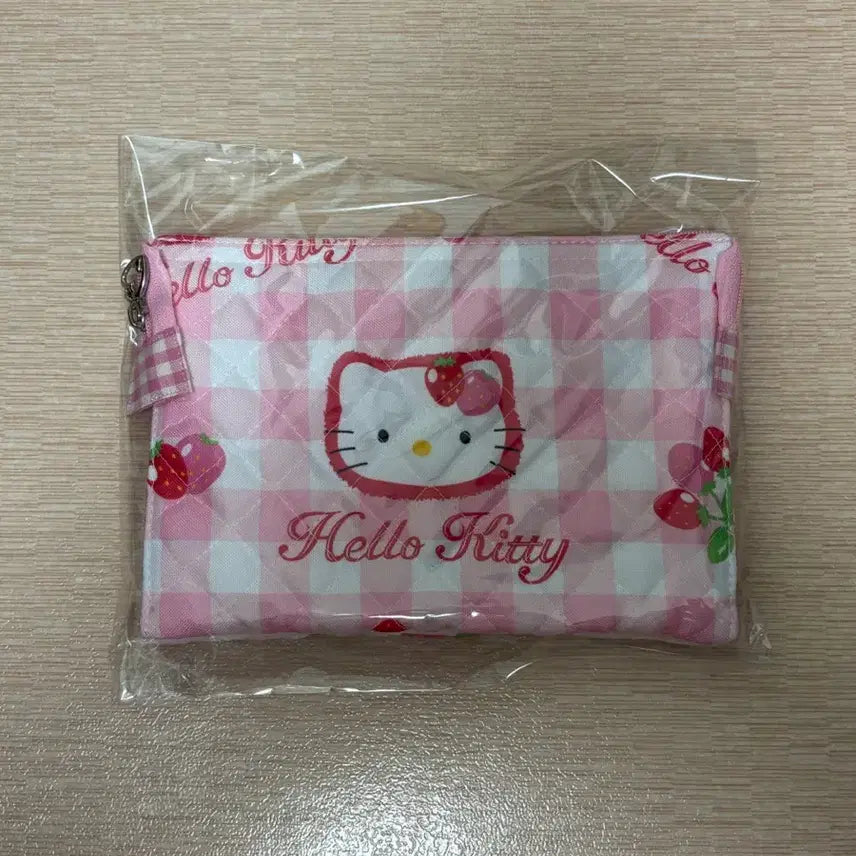 [BUNJANG] Sanrio Strawberry Hello Kitty Handmade Pouch Double Clutch Wallet / 산리오 딸기 헬로키티 키티 핸드메이드 파우치 더블 클러치 지갑