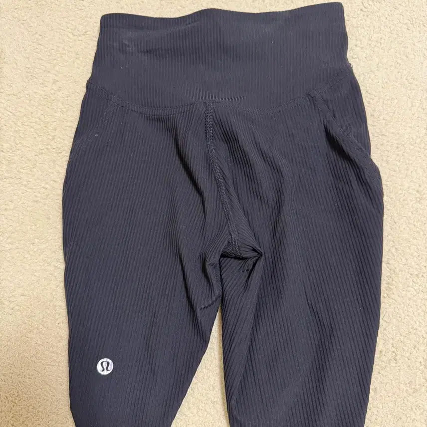[BUNJANG] Lululemon Align High-Rise Biker Shorts Black / 룰루레몬 레깅스 바이커 쇼츠 블랙