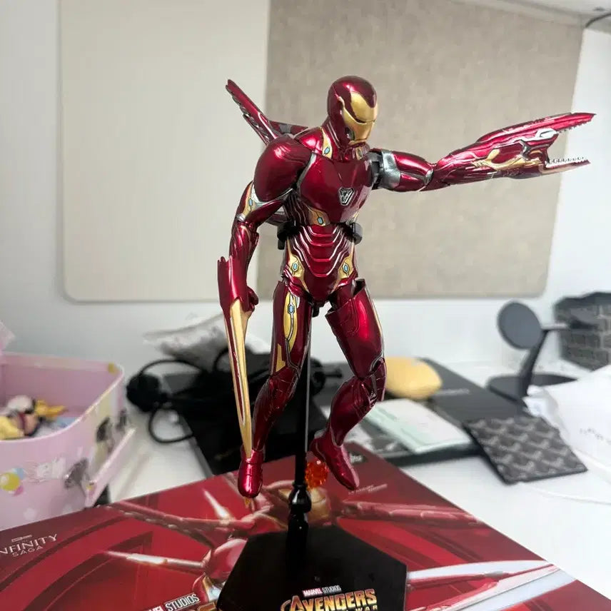 [BUNJANG] Hot Toys Iron Man Mark L Infinity War Figure / 핫토이 아이언맨 마크L 인피니티 워 피규어