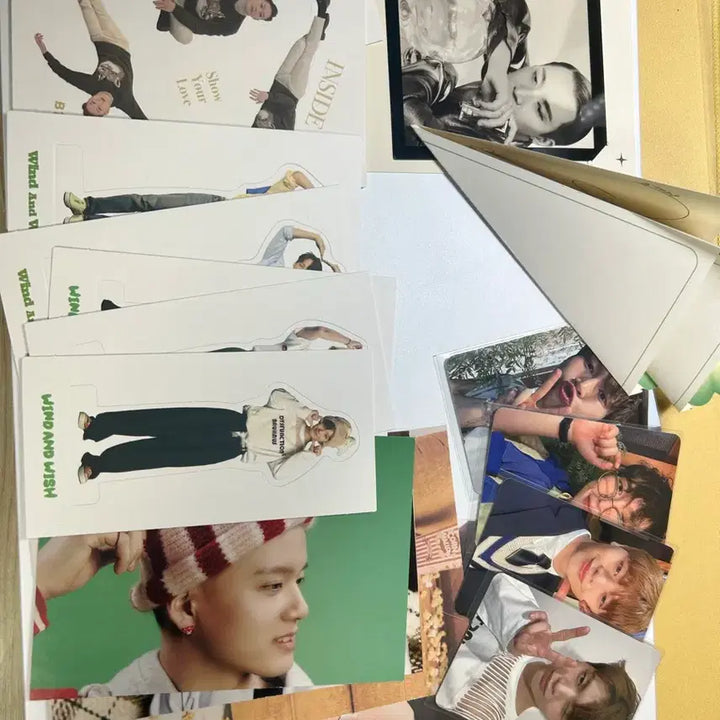[BUNJANG] BTOB Official Goods Bundle (Photocards, Mini Posters, etc.) / 비투비 공굿 쫌쫌따리 모음 (포카, 미니포스터, 행운쪽지 등)