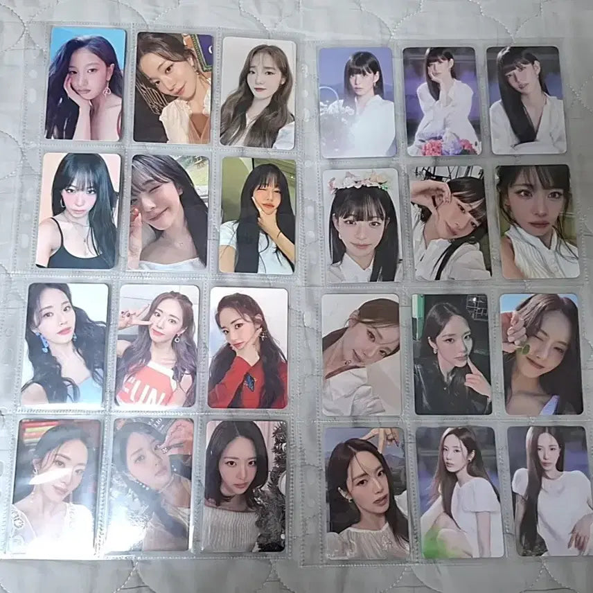 [BUNJANG] fromis_9 Photocard Bundle (approx. 140 cards) &amp; Binder / 프로미스나인 포카(140장)&amp;바인더