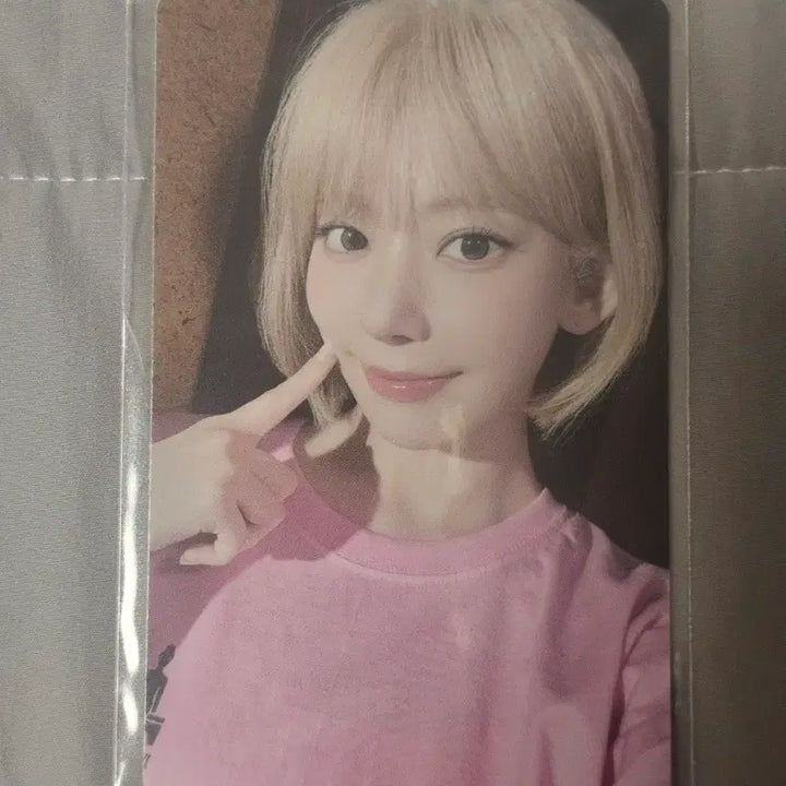 [BUNJANG] LE SSERAFIM Sakura Bom Pbala Music Korea Lucky Draw POB Photocard / 르세라핌 사쿠라 붐팔라 뮤직코리아 럭드 포카 미공포