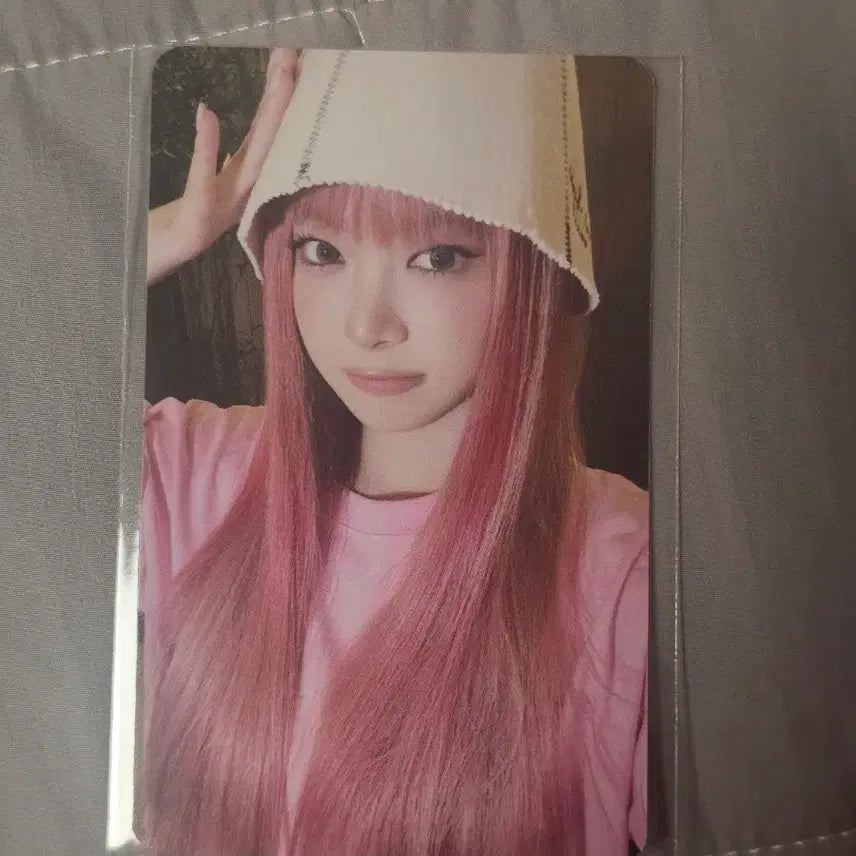 [BUNJANG] LE SSERAFIM Hong Eunchae Music Korea Lucky Draw Photocard POB / 르세라핌 홍은채 붐팔라 뮤직코리아 럭드 포카 미공포