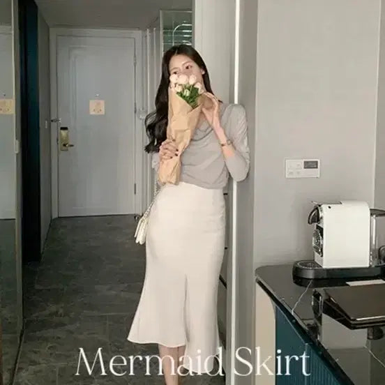 [BUNJANG] Rene Mermaid Skirt Ivory Size S / 머메이드 스커트 아이보리 렌느 새제품S