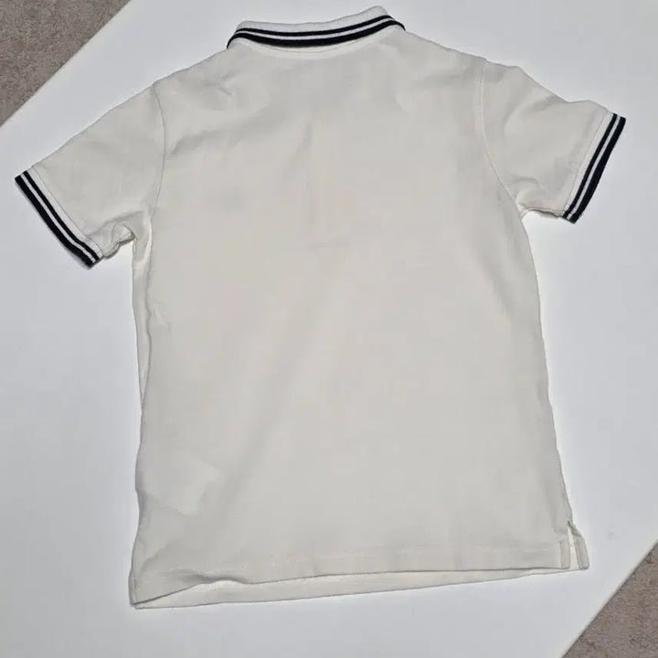 [BUNJANG] Moncler White Polo T-Shirt Size 8 (130cm) / 정품 몽클레어 화이트 카라티 8세/130cm