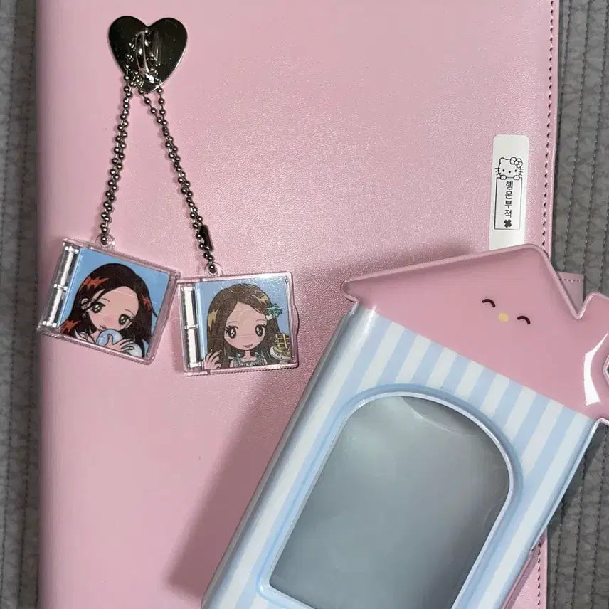 [BUNJANG] 6-Ring Binder with Heart Charm / 포카 바인더 판매