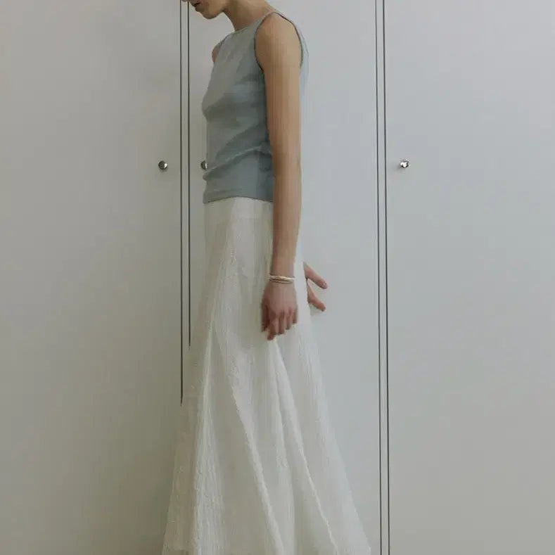 [SOLD OUT] 새상품) 루에브르 플레어 롱스커트 화이트 VolumeFlareSkirt