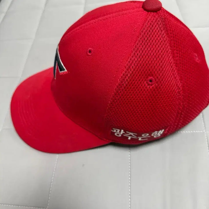[BUNJANG] Kia Tigers 2026 Player Issued Cap / 아이앱 기아 26년 모자 선수지급용