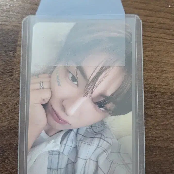 [BUNJANG] Flare U Kang Woojin Photocard / 플레어유 강우진 포카 판매합니다!!