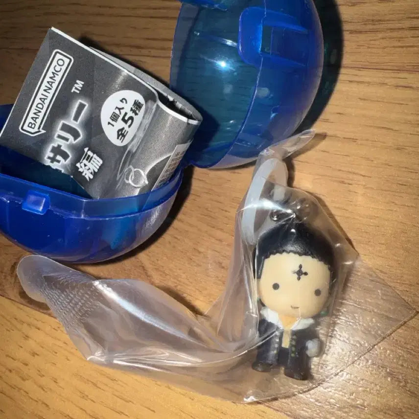 [BUNJANG] Hunter x Hunter Chrollo Gacha Mini Figure / 헌터헌터 클로로 가챠 미니 피규어