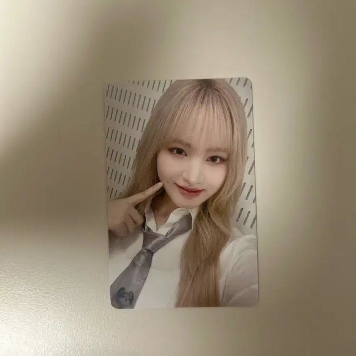 [BUNJANG] IVE Liz World Tour Exclusive Event Photocard / 리즈 월드투어 구입자 한정 스페셜 이벤트 포카