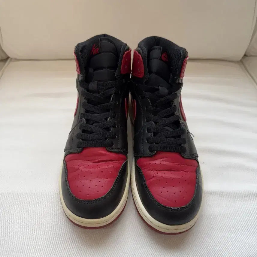 [BUNJANG] Nike Air Jordan 1 Retro High OG Bred (2013) Sneakers / 나이키 에어조던1 OG 브레드 2013
