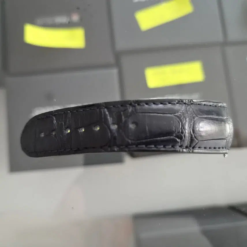 [SOLD OUT] 몽블랑 정품 악어가죽 줄과 핀버클 러그 21mm