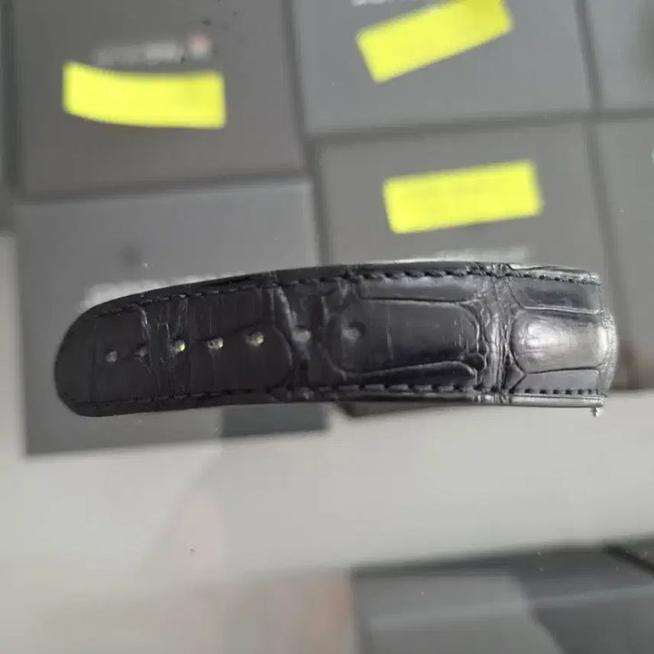 [SOLD OUT] 몽블랑 정품 악어가죽 줄과 핀버클 러그 21mm