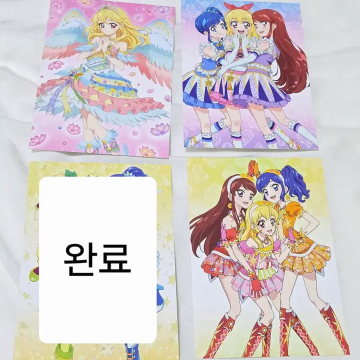 [BUNJANG] Aikatsu! Museum Ichigo Hoshimiya Acrylic Stand &amp; Special Postcard Set / 네고x 올 아이카츠 뮤지엄 블루레이 호시미야 이치고 아크릴스탠드 특전엽서