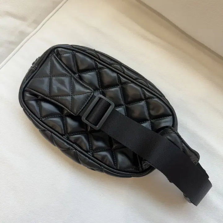 [BUNJANG] Stussy Quilted Hip Bag / 스투시 힙색