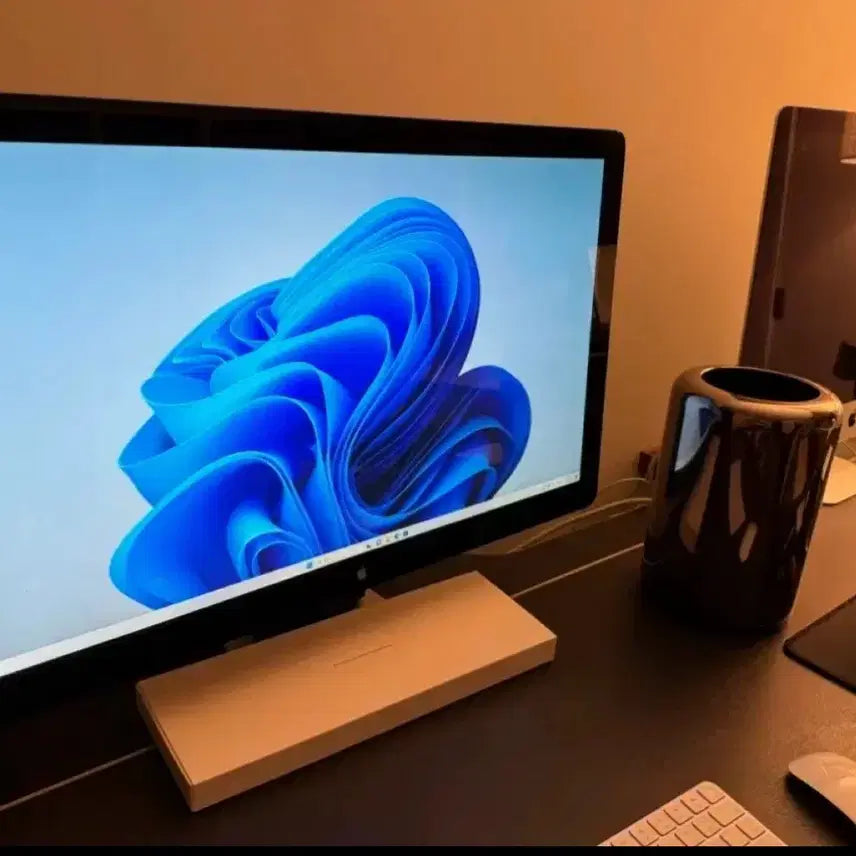 [BUNJANG] Apple Studio Display 27-inch / 27인치 애플 스튜디오 모니터 판매합니다. - 상태 최상