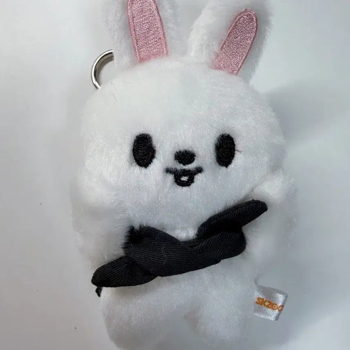 [BUNJANG] Stray Kids SKZOO Magnet Keyring Baby Ver. Lee Know Rabbit / 스트레이키즈 스키주 마그넷 키링 BABY ver. 리노 리빗