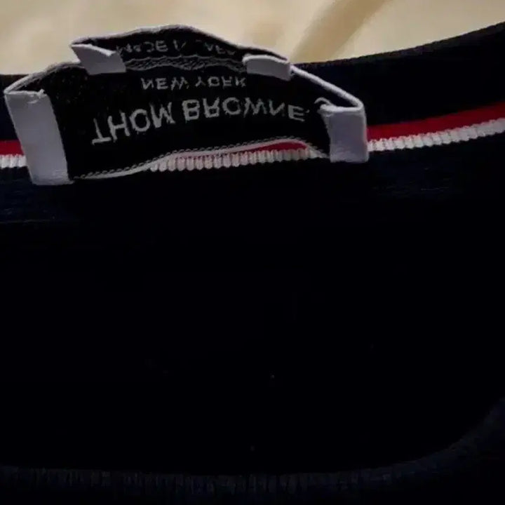[BUNJANG] Thom Browne Navy Tricolor Sweatshirt Size 2 / 톰브라운 네이비 삼선 맨투맨 사이즈2