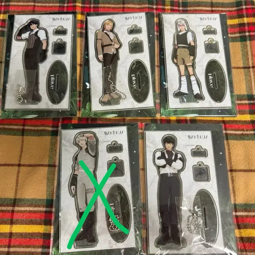 [BUNJANG] PLAVE W4L Acrylic Stand (Yejun, Noah, Bamby, Eunho, Hamin) / 플레이브 웨포럽 아크릴 스탠드(예준,노아,밤비,은호,하민)