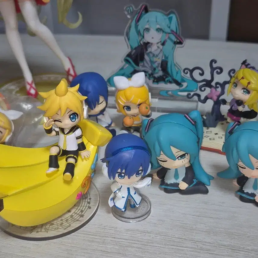[BUNJANG] Vocaloid Gacha Figures Bundle or Individual Sale / 미쿠 보카로 개별,일괄판매 보컬로이드 가챠 피규어
