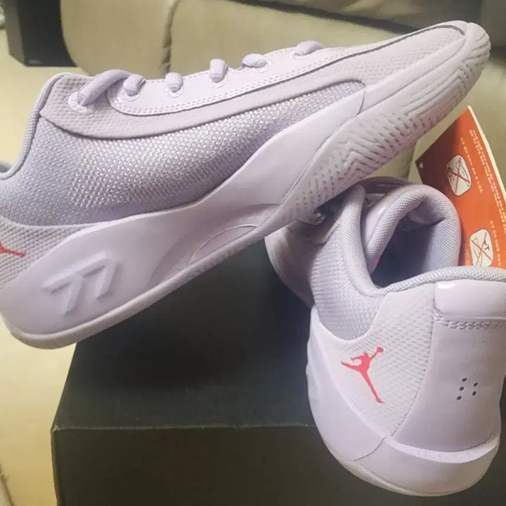 [BUNJANG] Nike Jordan Luka 77 PF Lavender Basketball Shoes Size 270 / 나이키 조던 루카 77 PF 라벤더 270 농구화 조단 르브론