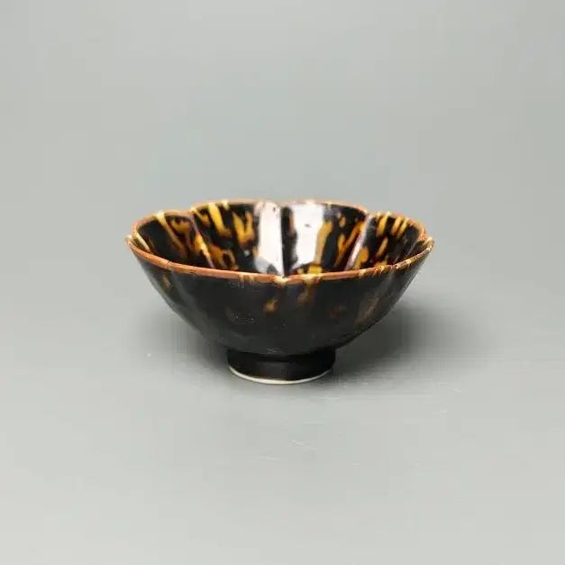 [BUNJANG] Gild JuYo Hwa Hyung Gu Yeom Mun Da Wan Tea Cup Chinese Porcelain Antique Art Collectible / 길주요 화형구 엽문다완 찻잔 중국도자기 골동품 미술품 수집품